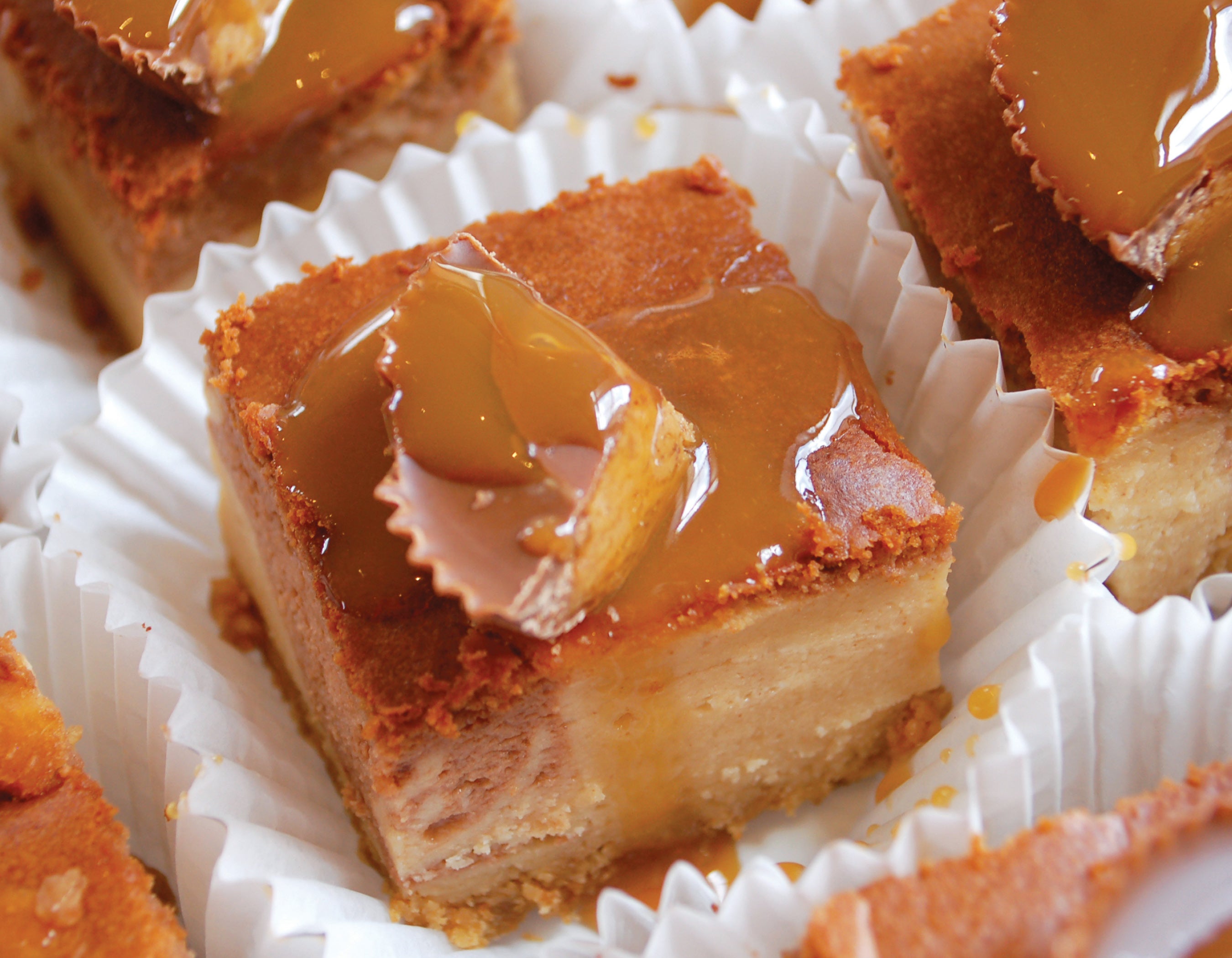 Finger Foods: Elegant Treats and Bite-Sized Eats for Every Occasion - Cedar Fort Publishing & Media
