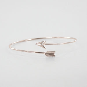 E843 Arrow Bracelet